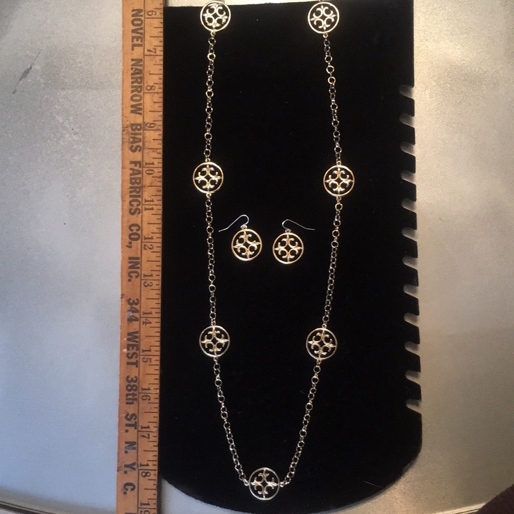 Gold Necklace and earrings 19 inch